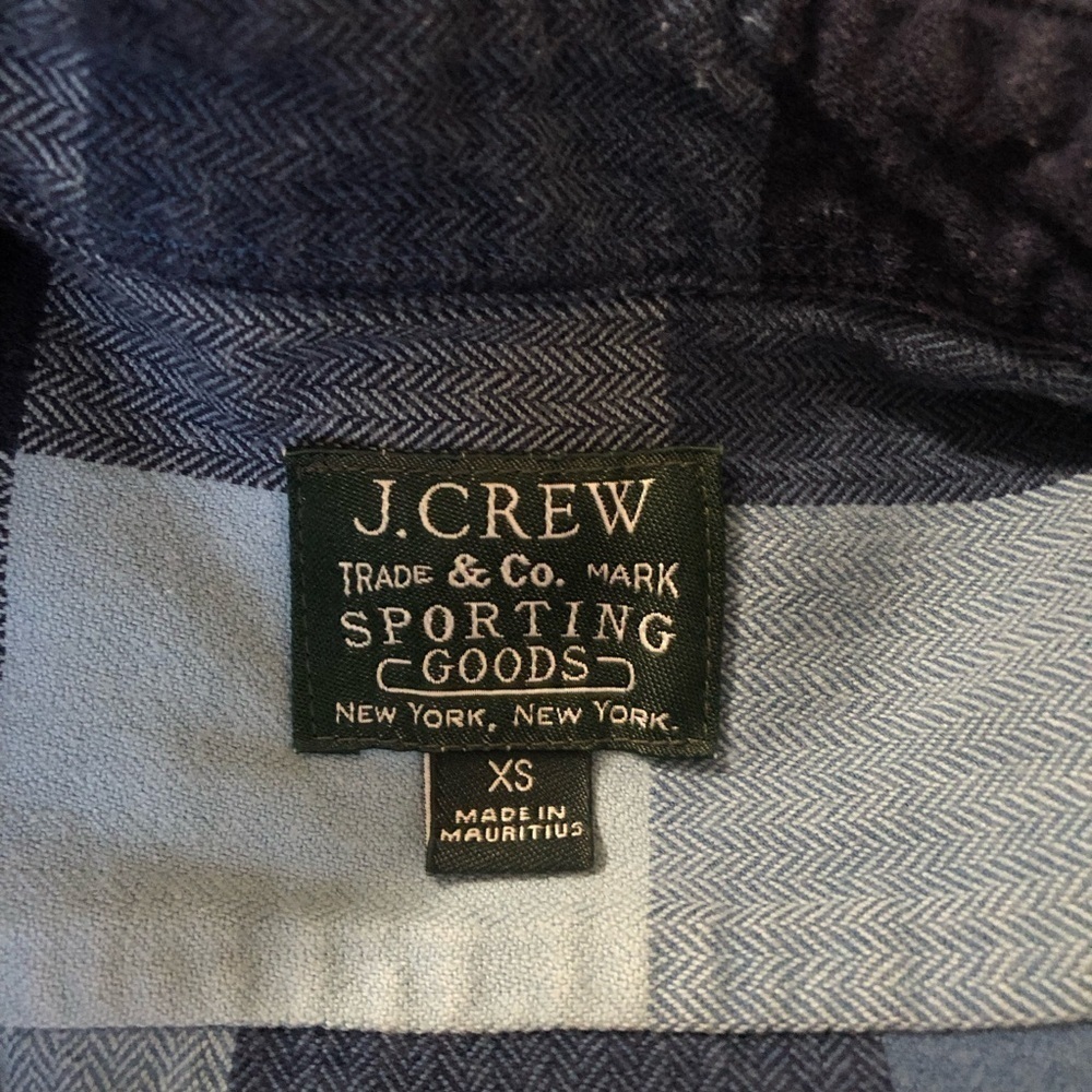 J. CREW Plaid Button Down Shirt Size XS - Picture 3 of 3